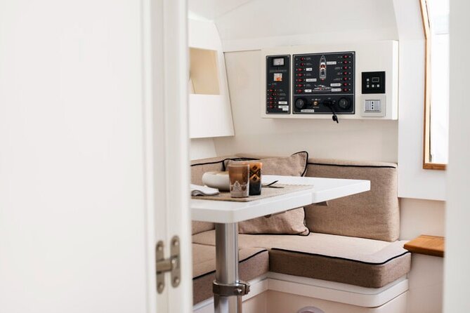 VIP Private Amalfi Coast Yacht Experience - Captain Marco and the value of local advice