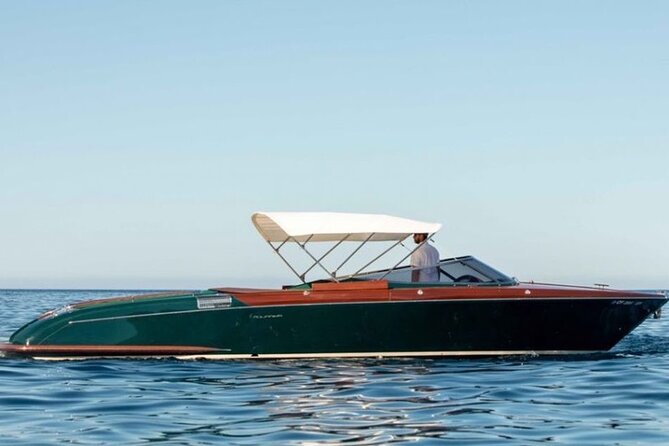 VIP Private Luxury Boat Tour - Riva Aquariva Yacht Venice - The Guide and Captain Matter More Than You Might Expect