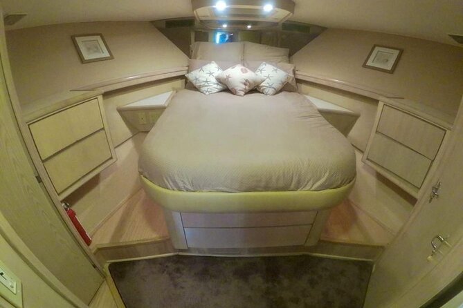 VIP YACHT up to 28 passengers - Isla mujeres snorkel - Playa Norte as the main beach stop