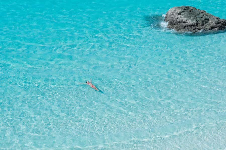 Whitsundays: 2-Day, 2-Night Maxi Yacht Sailing Adventure - Food, showers, and daily comfort