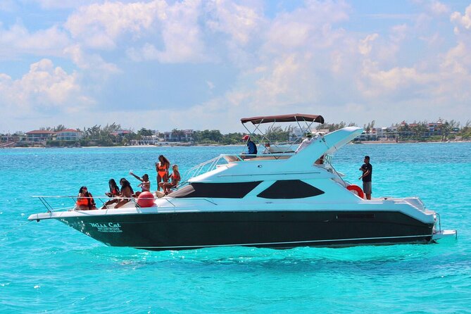 Yacht 48ft Rental in Cancun for up to 15 people - Choosing between two, four, and six hours