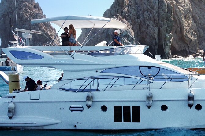 Yacht Azimut for rent in Cabo San Lucas - Who will get the most from this cruise