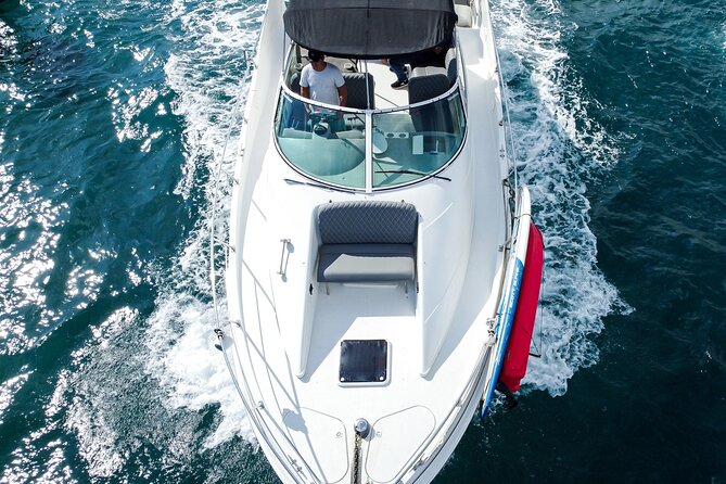 Yacht Carver - Luxury Private Yacht Tour - What the $1,400 price really buys