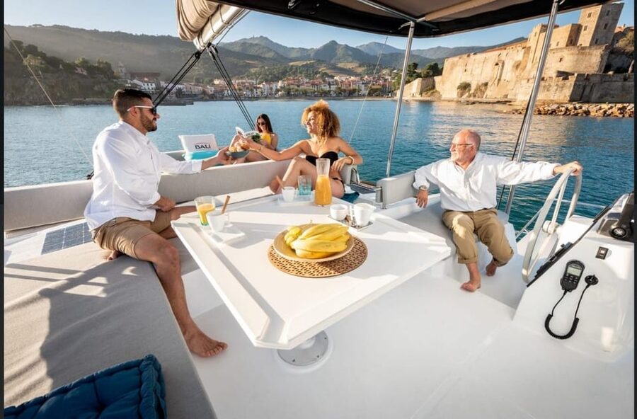 Yacht catamaran trip to the Lavezzi Islands - Who will enjoy this most