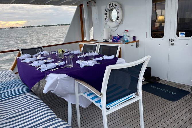 Yacht Charter Madeira beach and Tampa Bay - Group size and value at $1,700