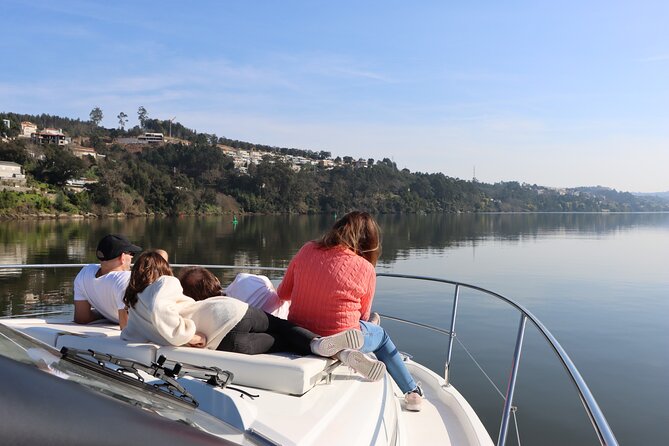 Yacht Cruise Excursion to 6 Bridges on the Douro - Why this Douro cruise is different from a standard boat ride