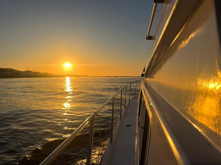 Yacht Douro Tour - Setting Out From R. do Ouro 160