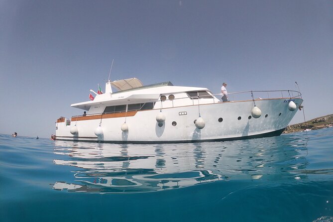 Yacht excursion Shalimar IV - Starting from Trapani at 9:30 in the morning