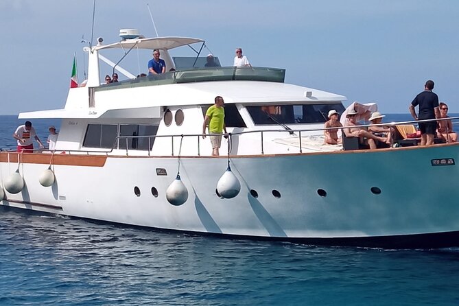 Yacht excursion Shalimar IV - What the boat feels like on a full day