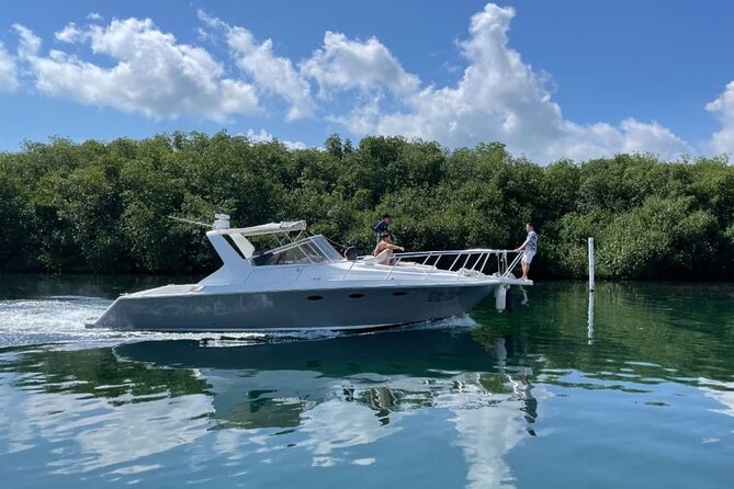 Yacht experience in Cancun: cruise, swim and sunset views - Starting at Sunset Marina on the Hotel Zone