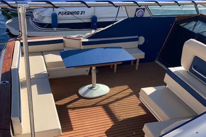 Yacht ride in Puerto Banús - Swimming adds a welcome break from sunbathing
