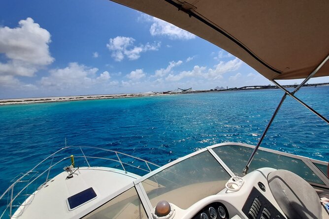 Yacht tour with local guide & snorkeling activities - Timing and booking advice
