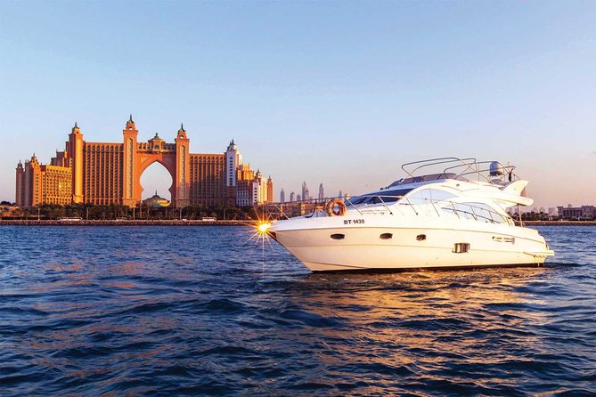 Yacht Trip Dubai : Book 56 ft Premium Yacht up to 21 people - Boarding a 56-foot private yacht