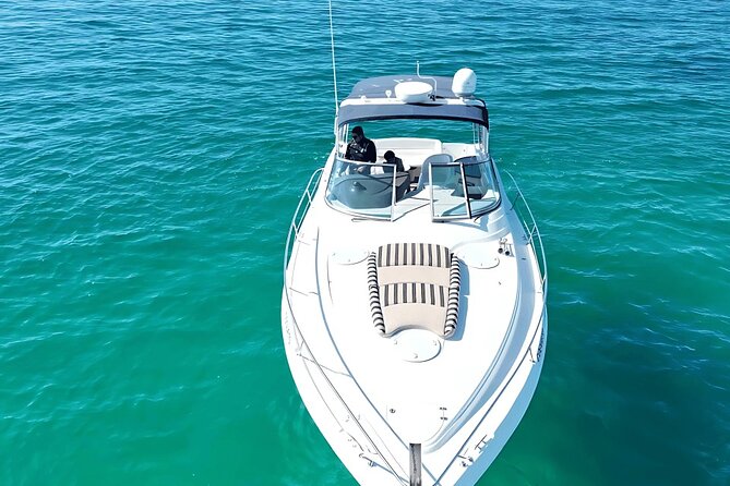 Your Own Private Yacht in Cabo – Snorkeling, Crew & Coastal Views - What the crew adds to the outing